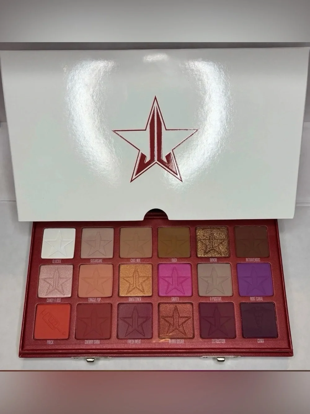 Jeffree Star Eyeshadow Palette — Reds, Pinks & Golds matte, metallic &  foil NEW